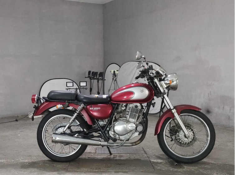 Мотоцикл Suzuki ST250E с пробегом 25469 km