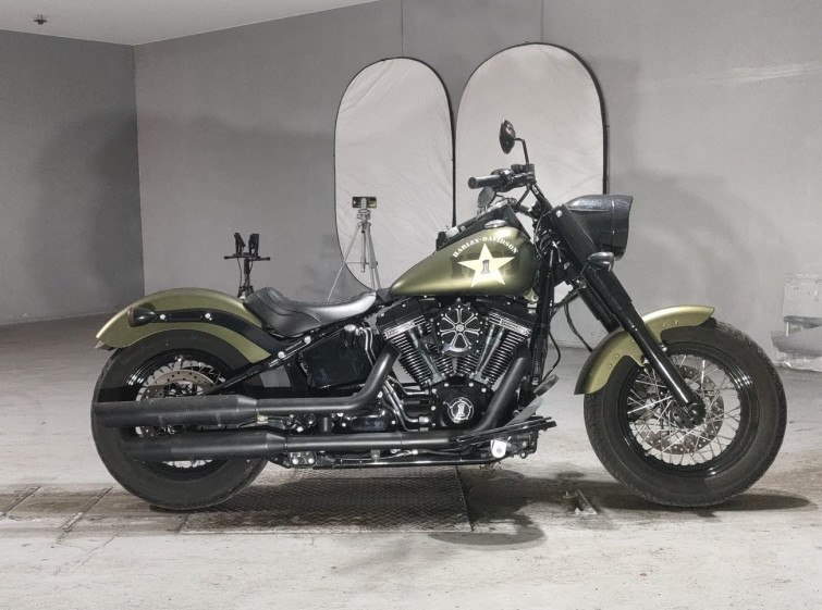 Мотоцикл HD SLIM S FLSS1800 з пробігом 9750 km