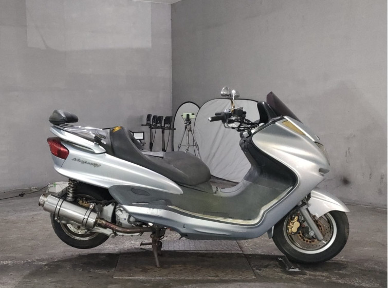 Мотоцикл Yamaha MAJESTY 250