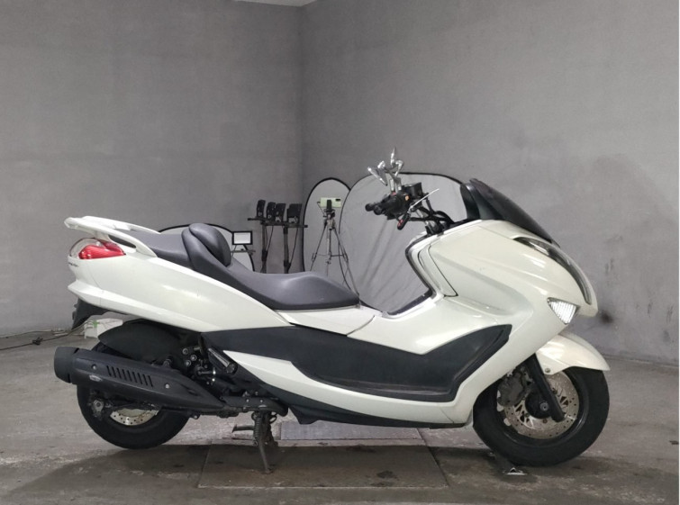 Мотоцикл Yamaha MAJESTY 250 с пробегом 29980 km