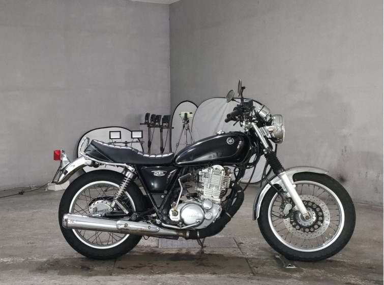 Мотоцикл Yamaha SR400 с пробегом 43357 km