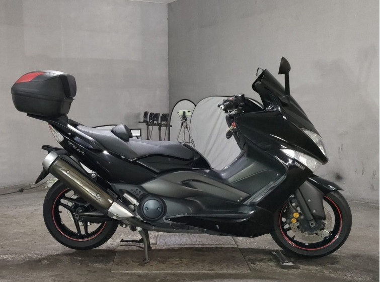 Мотоцикл Yamaha T-MAX500 с пробегом 21153 km