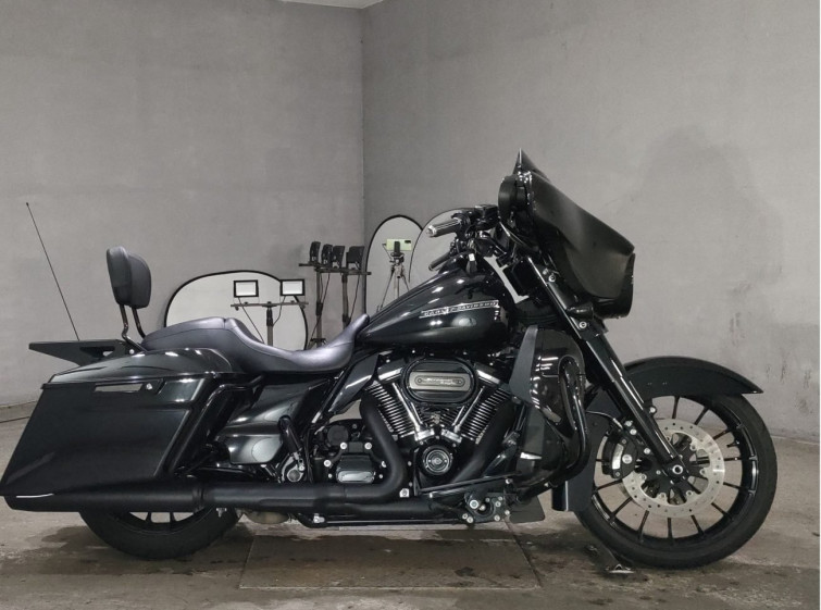 Мотоцикл HD SREET GLIDE FLHXS1750 з пробігом 6325 km