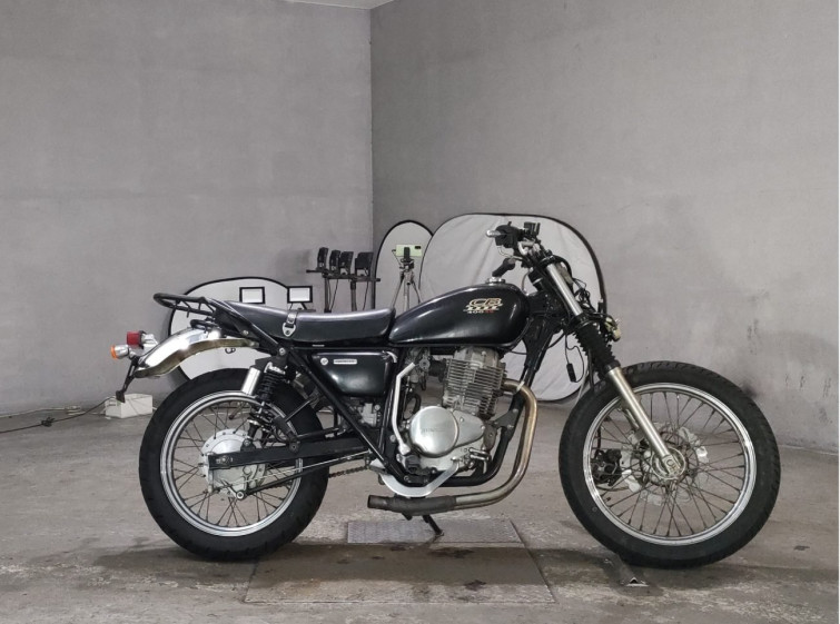 Мотоцикл Honda CB400SS