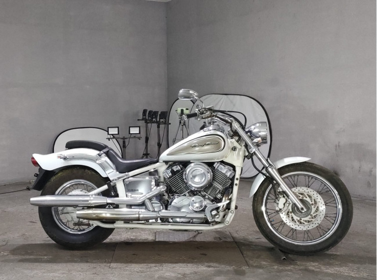 Мотоцикл Yamaha DRAGSTAR XVS400