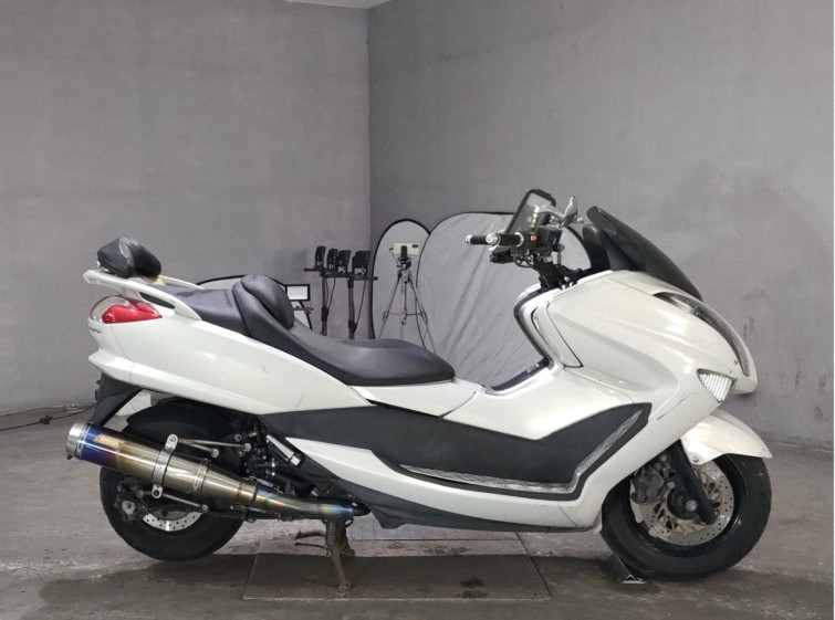 Мотоцикл Yamaha MAJESTY 250 с пробегом 19344 km