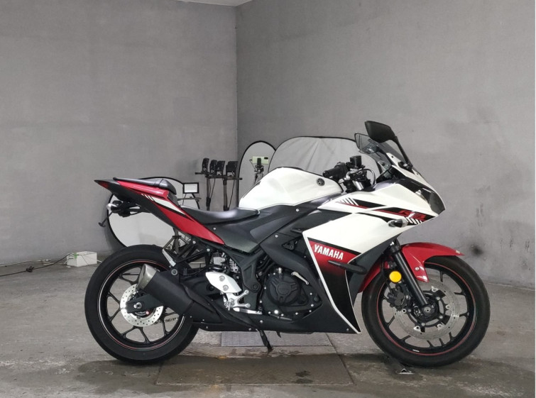 Мотоцикл Yamaha YZF-R3 з пробігом 15022 km
