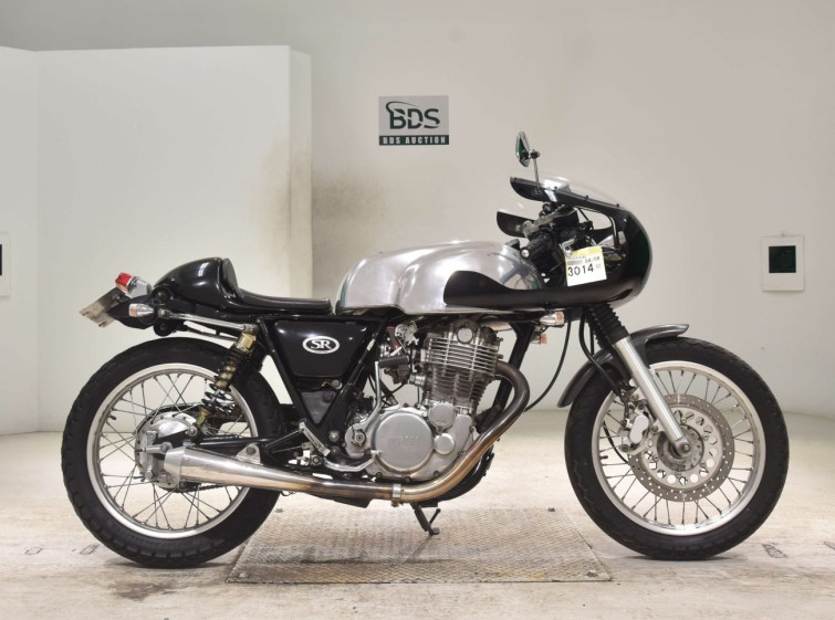 Мотоцикл Yamaha SR400 с пробегом 4787 km