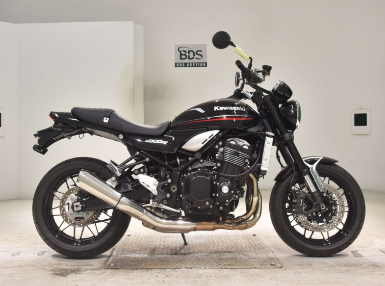 Мотоцикл Kawasaki Z900RS с пробегом 3295 km