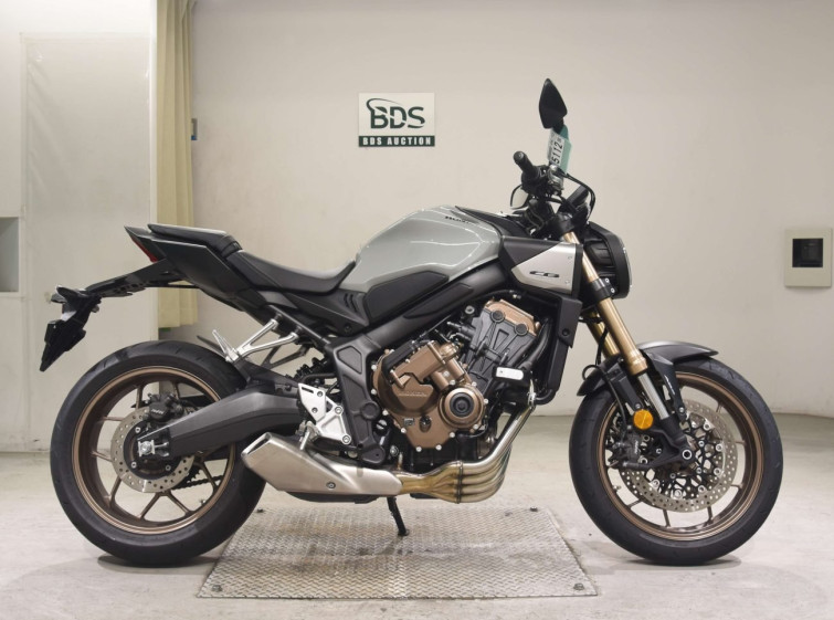 Мотоцикл Honda CB650R-2E CLUTCH с пробегом 3568 km
