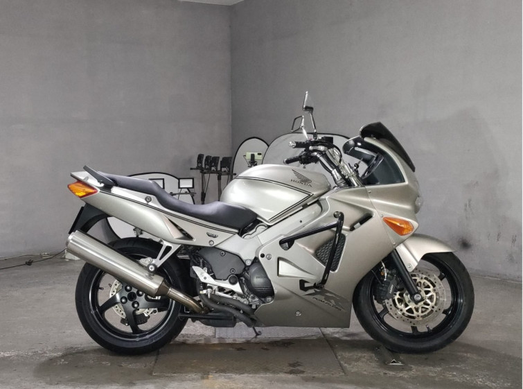 Мотоцикл Honda VFR800F с пробегом 26609 km