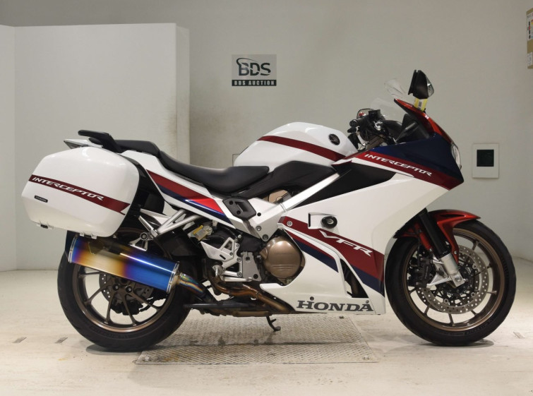 Мотоцикл Honda VFR800F с пробегом 31497 km