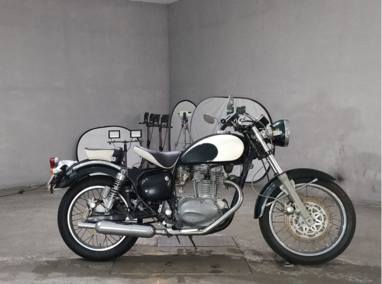 Мотоцикл Kawasaki ESTRELLA з пробігом 1985 km