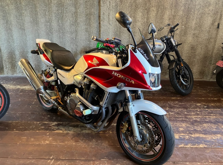 Мотоцикл Honda CB1300SF з пробігом 93836 km