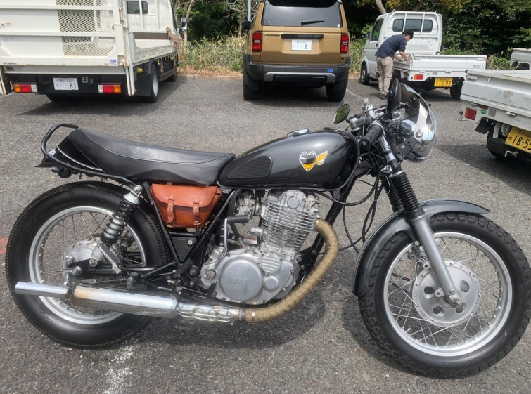 Мотоцикл Yamaha SR400 з пробігом 11867 km