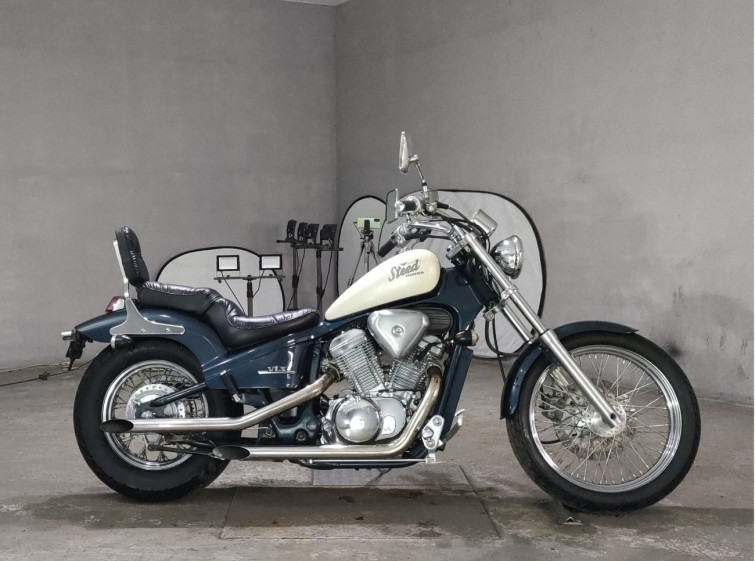 Мотоцикл Honda STEED400 с пробегом 1517 km