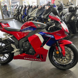Мотоцикл Honda CBR600RR з пробігом 5353 km
