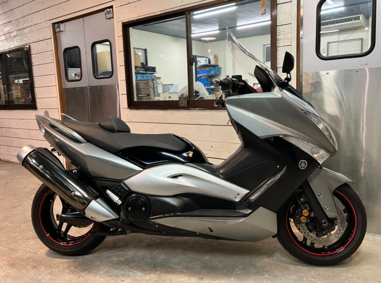 Мотоцикл Yamaha T-MAX500 с пробегом 11988 km