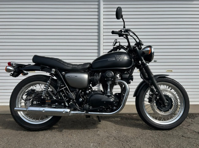 Мотоцикл Kawasaki W800 с пробегом 3668 km