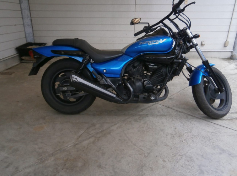 Мотоцикл Kawasaki ELIMINATOR 250V с пробегом 7918 km