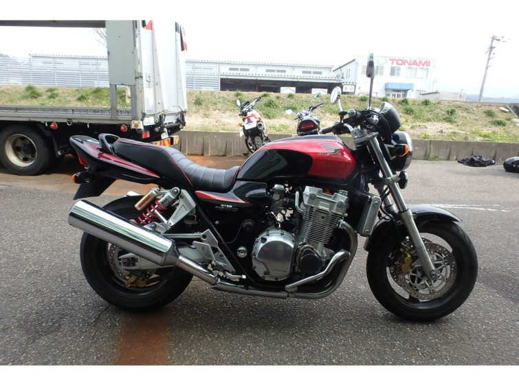 Мотоцикл Honda CB1300SF з пробігом 26229 km