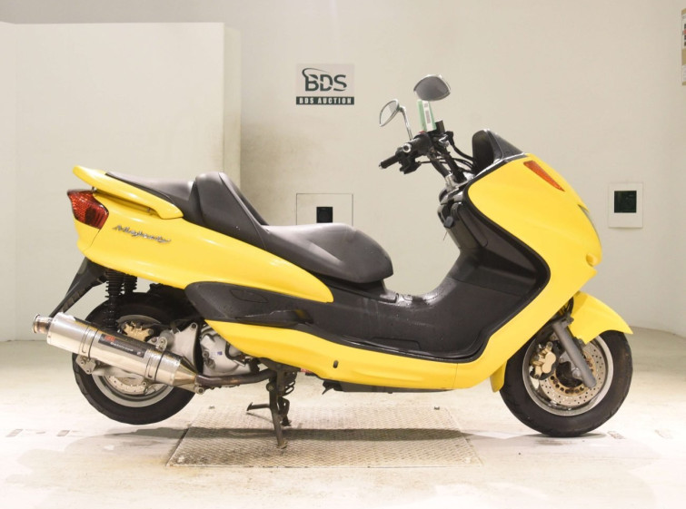 Мотоцикл Yamaha MAJESTY 250 с пробегом 18877 km