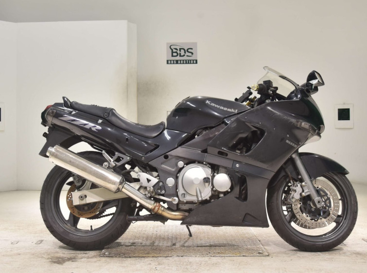 Мотоцикл Kawasaki ZZ-R400 з пробігом 34993 km