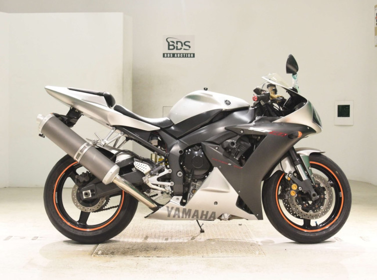 Мотоцикл Yamaha YZF-R1 с пробегом 44540 km
