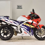 Мотоцикл Honda RVF400 з пробігом 765 km
