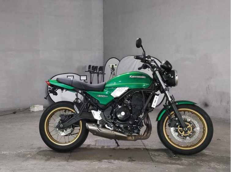 Мотоцикл Kawasaki Z650RS с пробегом 6969 km