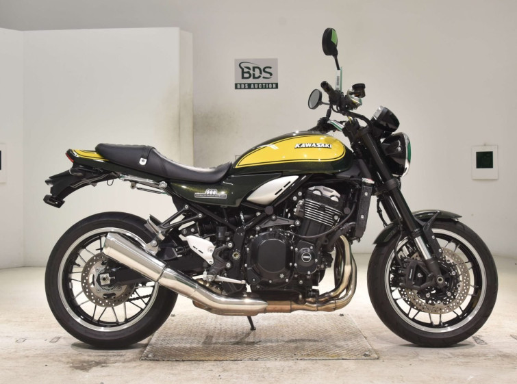 Мотоцикл Kawasaki Z900RS с пробегом 5784 km