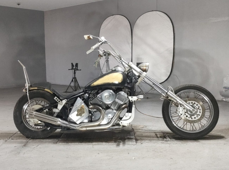 Мотоцикл Yamaha DRAGSTAR XVS400 з пробігом 12726 km