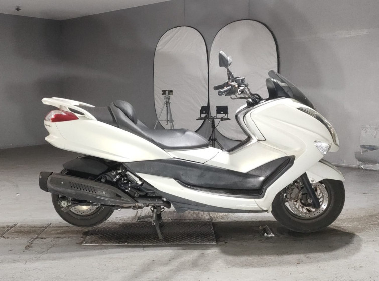 Мотоцикл Yamaha MAJESTY 250 с пробегом 74783 km