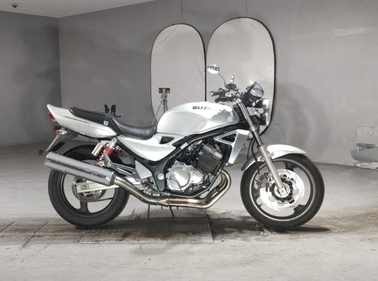 Мотоцикл Suzuki GSX250FX з пробігом 80978 km