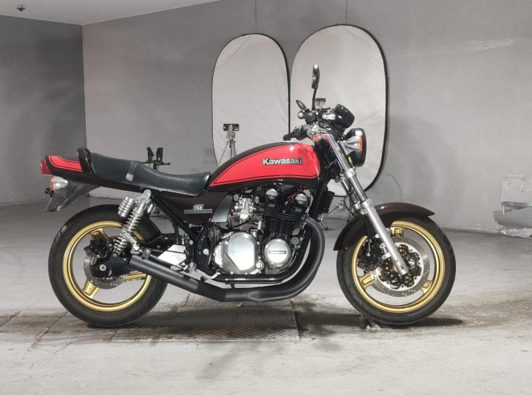 Мотоцикл Kawasaki ｾﾞﾌｧｰ750 з пробігом 20616 km