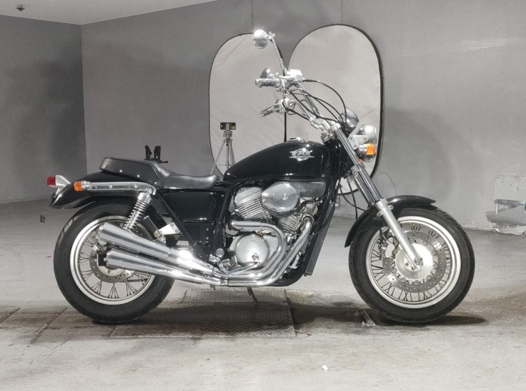 Мотоцикл Honda VRX400 з пробігом 7909 km