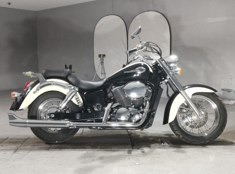 Мотоцикл Honda SHADOW750 с пробегом 9135 km