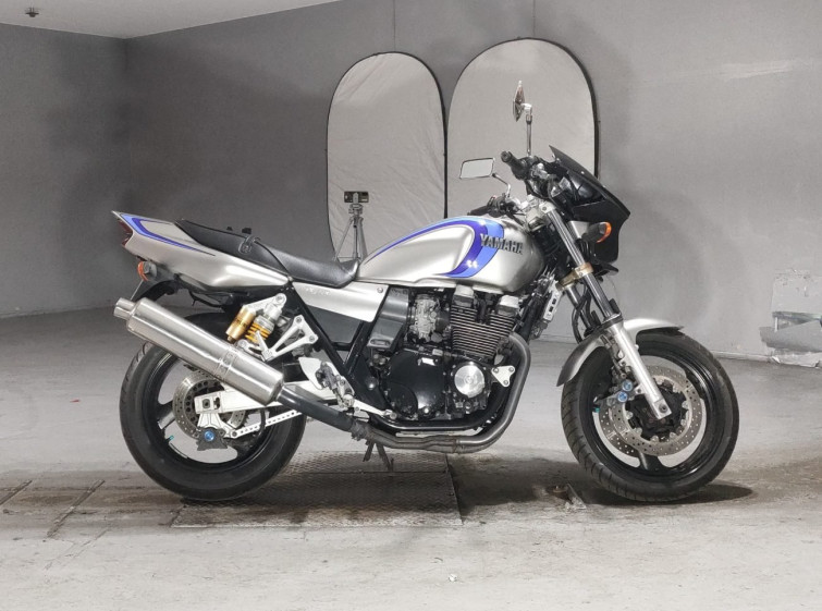 Мотоцикл Yamaha XJR400 з пробігом 32814 km