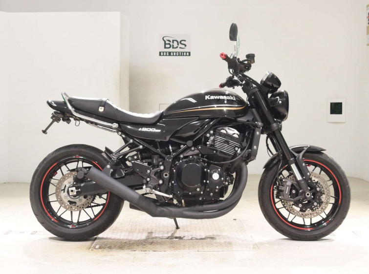 Мотоцикл Kawasaki Z900RS с пробегом 15434 km