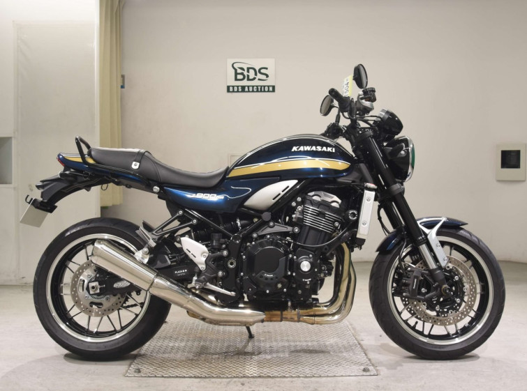 Мотоцикл Kawasaki Z900RS с пробегом 8605 km