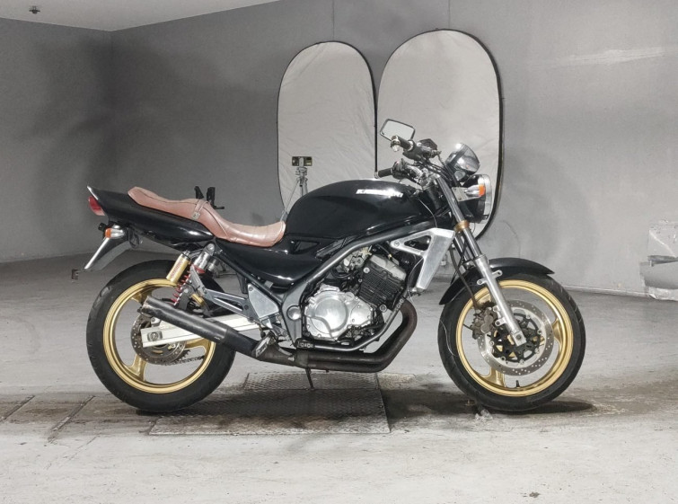 Мотоцикл Kawasaki CB1300SF BOLDOR з пробігом 13656 km