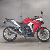 Мотоцикл Honda CBR250R с пробегом 43848 km с пробегом 43848 km