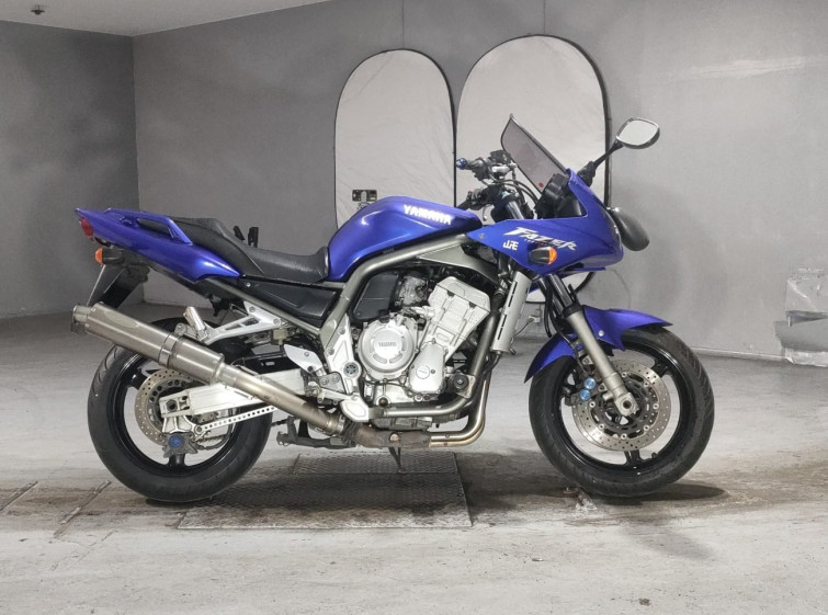 Мотоцикл Yamaha FZS1000 FAZER с пробегом 42244 m