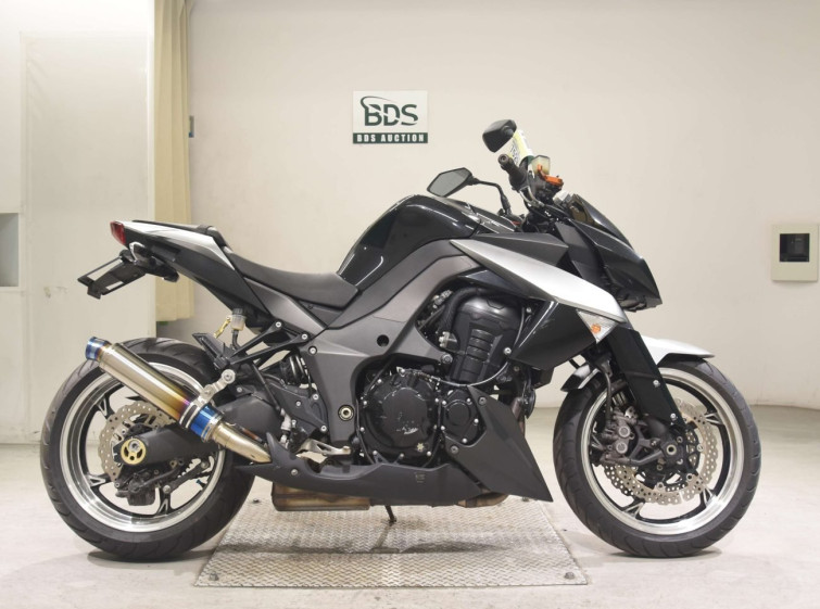 Мотоцикл Kawasaki Z1000 с пробегом 20638 km