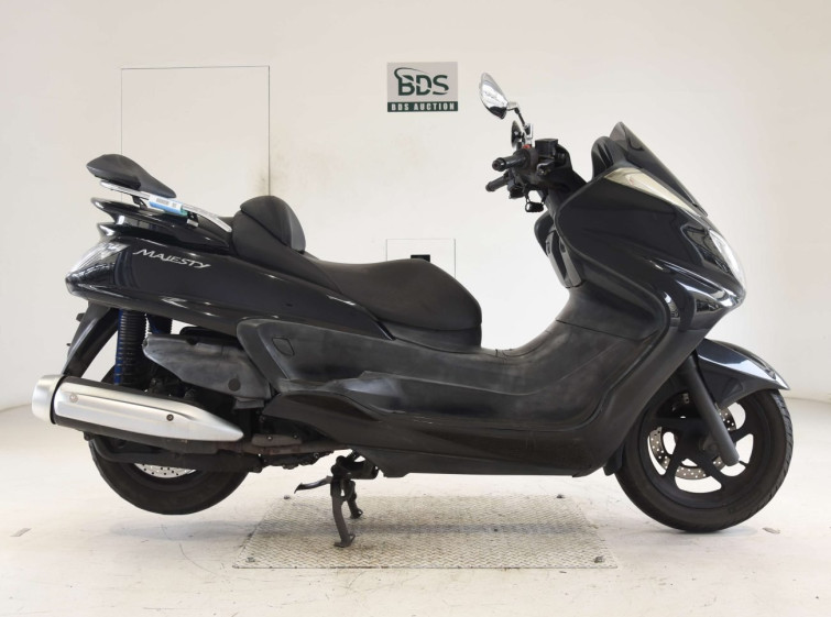 Мотоцикл Yamaha MAJESTY 250 с пробегом 84652 km