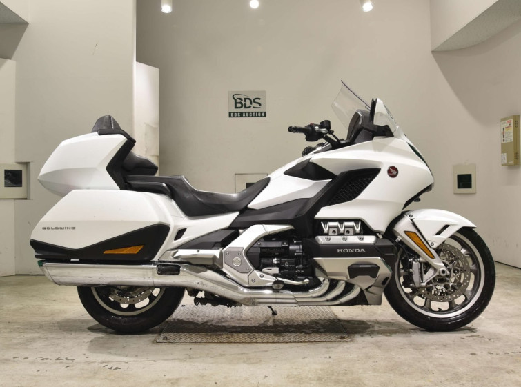 Мотоцикл Honda GL1800 TOUR з пробігом 31280 km