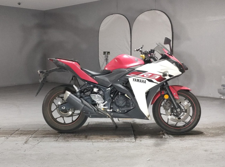 Мотоцикл Yamaha YZF-R3 з пробігом 40254 km