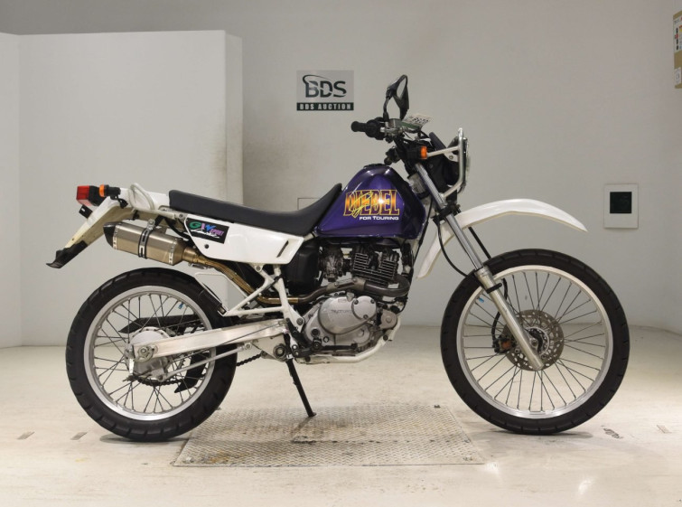 Мотоцикл Suzuki DJEBEL200 з пробігом 20872 km