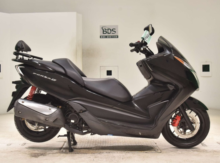 Мотоцикл Honda FORZA SI з пробігом 38592 km