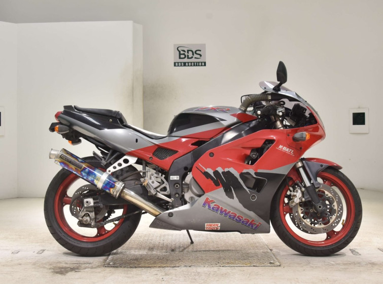 Мотоцикл Kawasaki ZXR400 з пробігом 71443 km